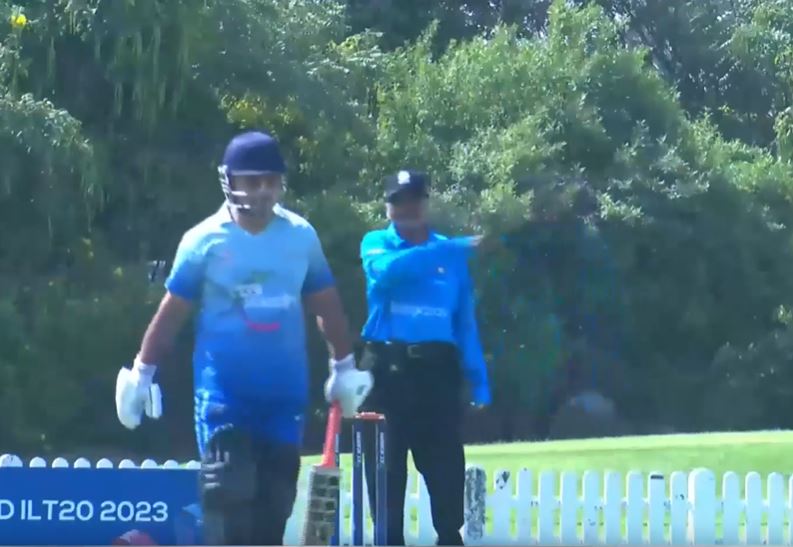 Mafooz Illahi's 75 guides Valley Boys to 188