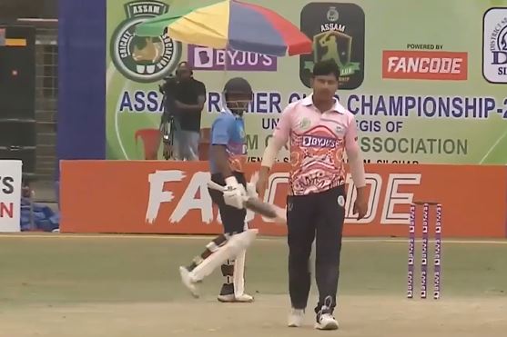 4 for 14! Mrinmoy Dutta dents Nirvana Sports Club