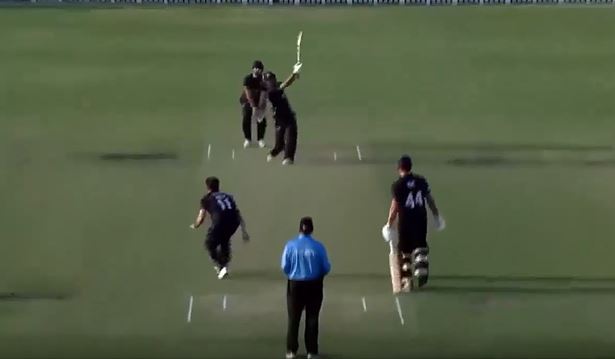 54 off 21! Safeer Tariq finishes things off