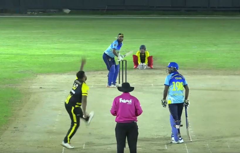 3 for 22! Khadarvalli Shaik chastens Lanka Lions