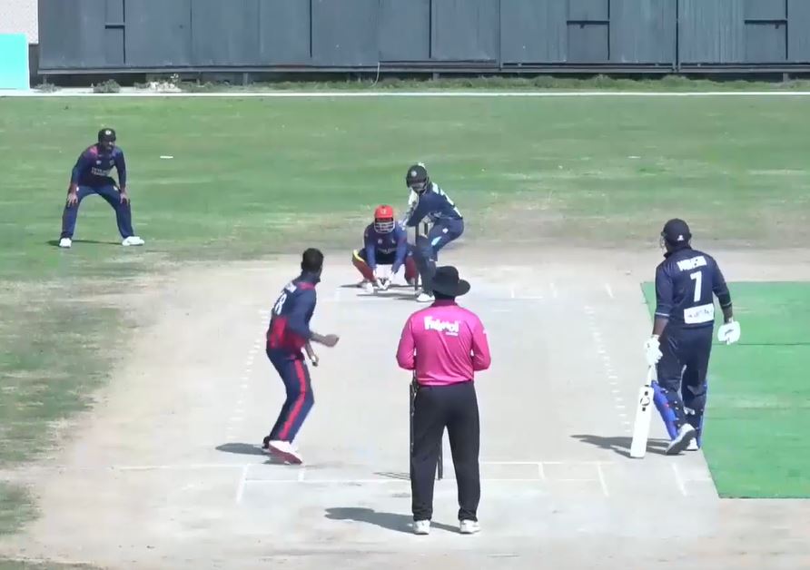 Sasanka Widanagama stands tall with an attacking 50