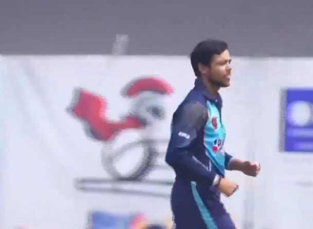 4-fer! Abhishek Srivastava guides Mira Bhayandar home
