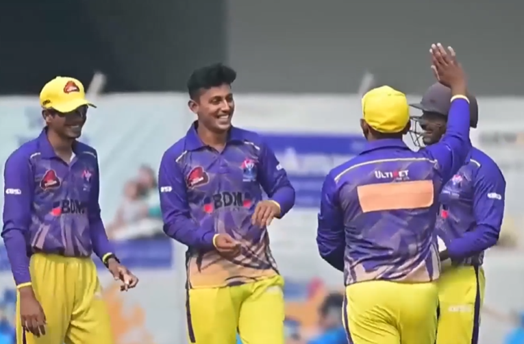 4-fer! Bhavin Darji runs rings around Belapur
