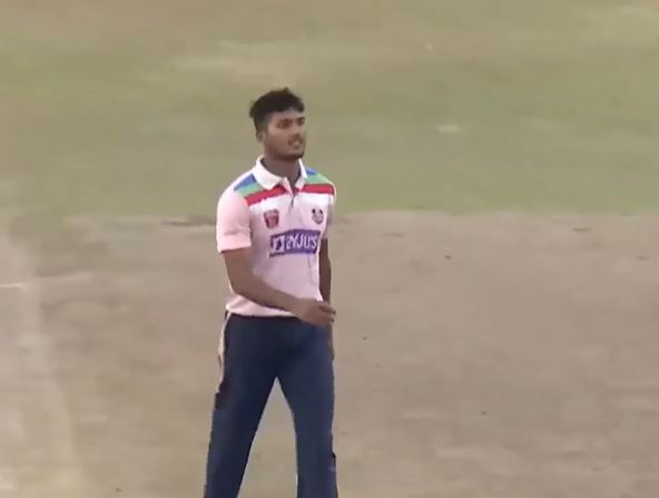 Fifer! Mukhtar Hussain derails West Guwahati