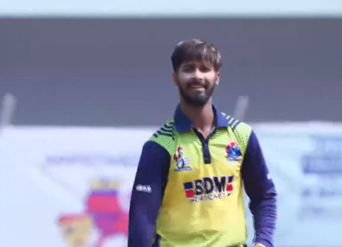 3-fer! Hardik Karangale puts Sanpada on the backfoot