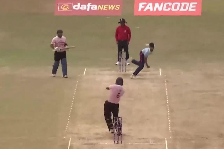 3-fer! Malakar derails Radial Cricket Club