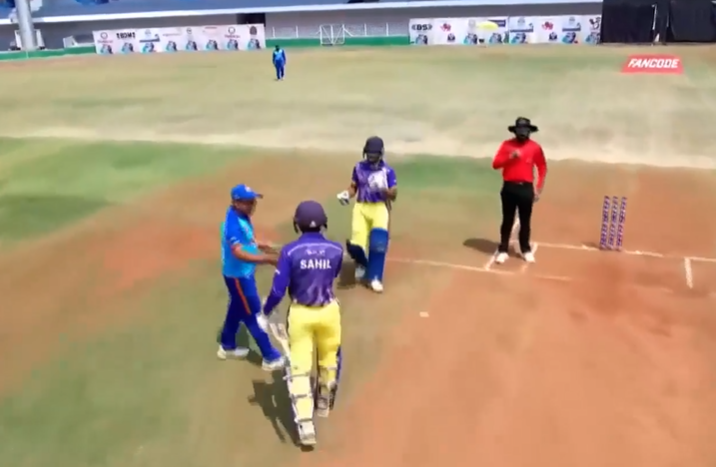 Thane roar past meek Koparkairne by 7 wickets