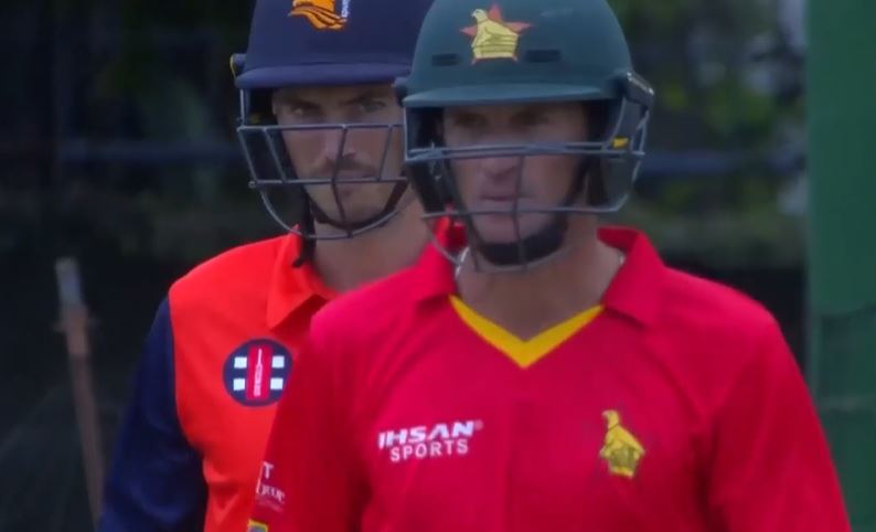 Sean Williams anchors Zimbabwe with his 77