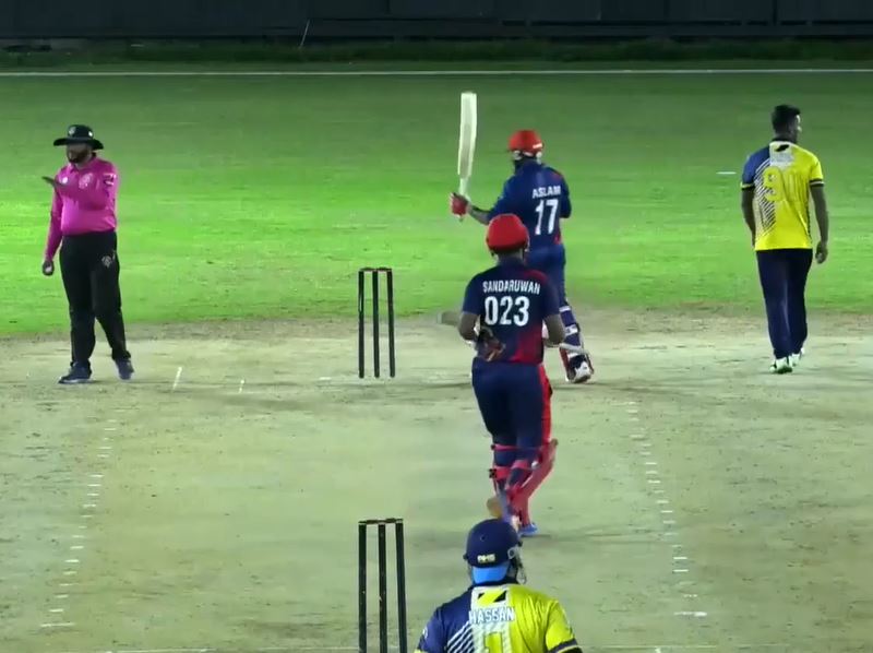 101 off 36! Destructive Mohamed Aslam slays FCC