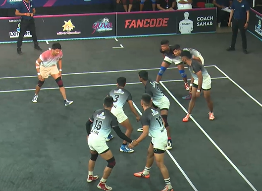 Ahmednagar outclass Mumbai Upnagar 35-27