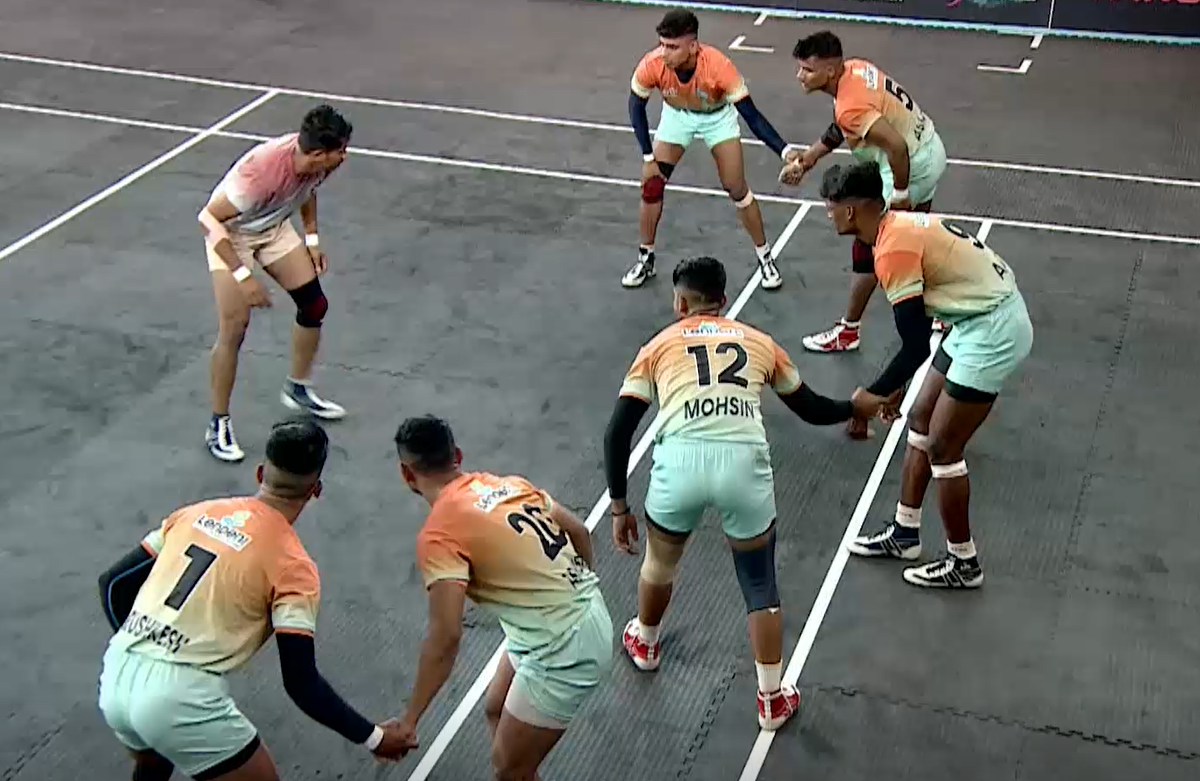 All-round Ahmednagar trounce Nanded 51-42