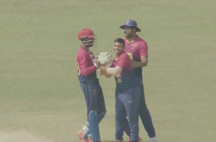 4 for 6! Aayan Khan takes attack to Bahrain