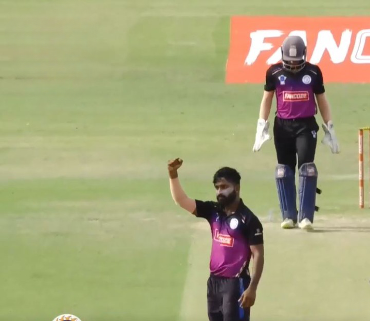 Akshay Chandran shreds DCA Kollam with 4/14