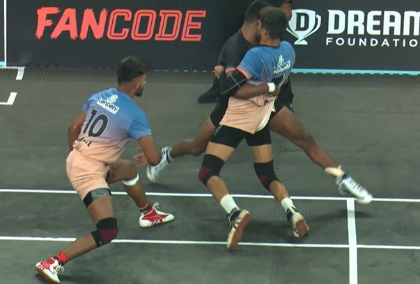 Akash Rudele returns with Kamaal performance