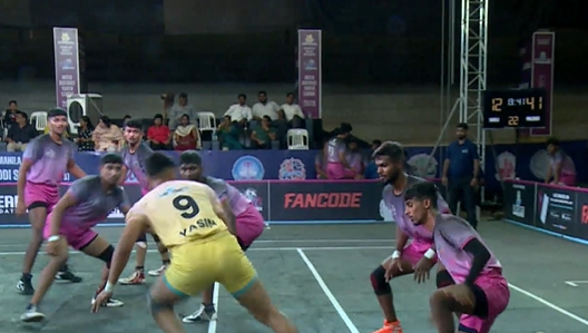 Rushikesh Dalvi's Kamaal defence against Sangli