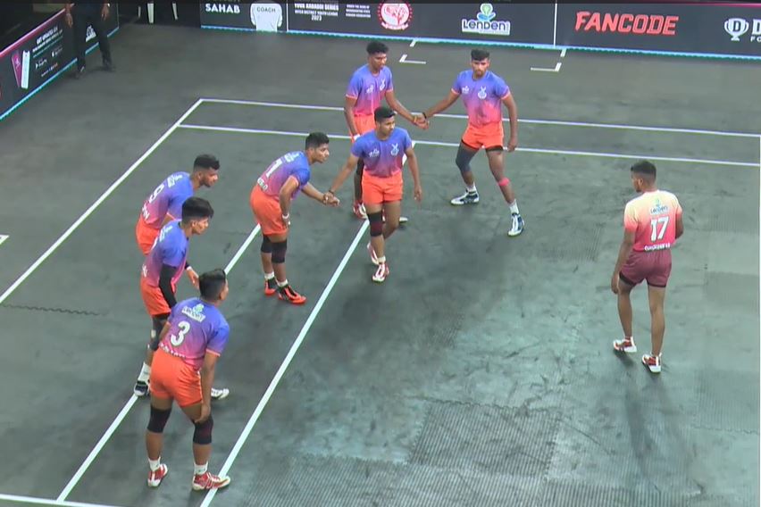 6 Successful Tackles! Dadaso Pujari dents Latur