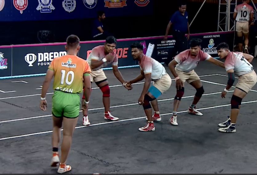 Abhishek Pawar's blazing defense slows down Pune