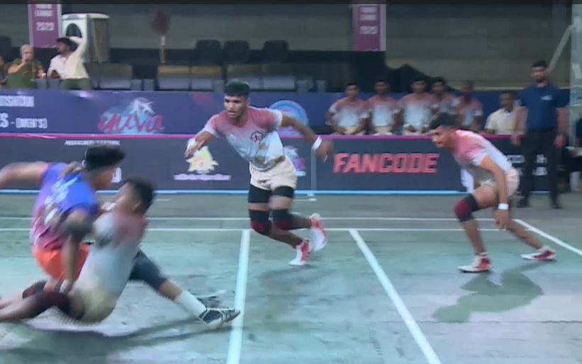 Abhishek Pawar's valiant tackles dents Kolhapur District