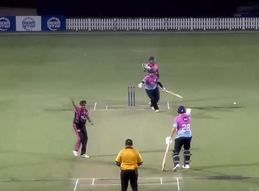 Krishnan Balasubramanian shreds Wanderers with 4/22