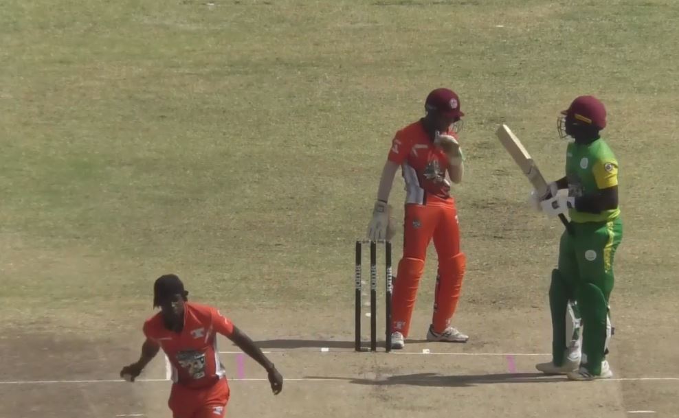 Kadeem Henry spins his web with a 3-fer