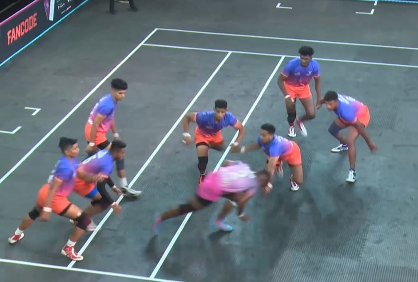 Buoyant Kolhapur beat Palghar by 7 points