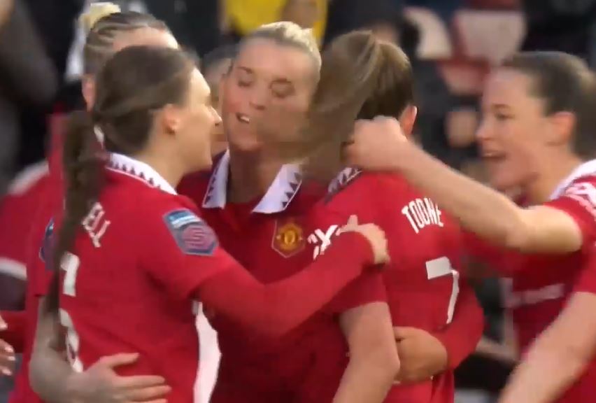 Man United fight hard to beat Arsenal 1-0