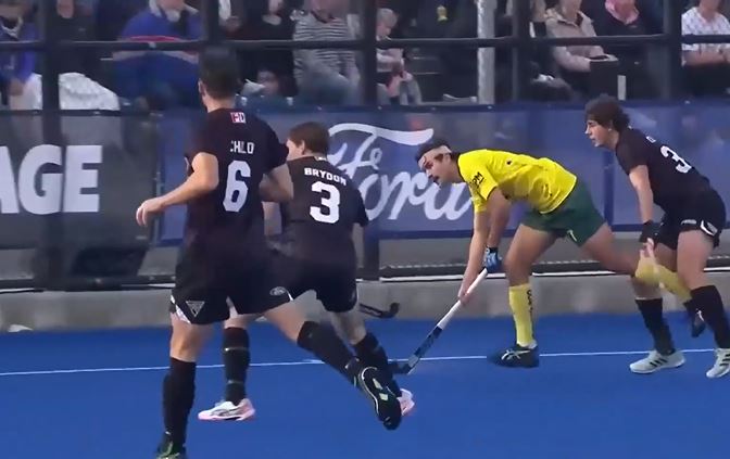 Accurate Australia outclass New Zealand 4-2