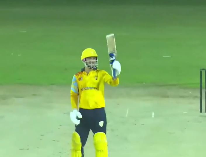 106* off 31! Explosive Omar Abdullah goes berserk