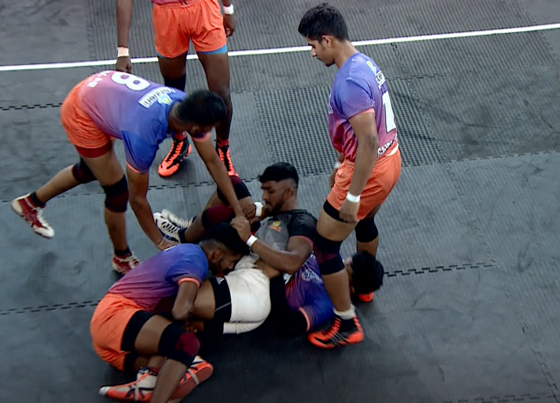 Aditya Powar's valinat defence against Mumbai Upnagar