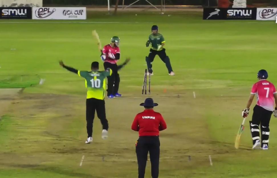 Tusker CC hold nerves to beat Titans by 4 wickets