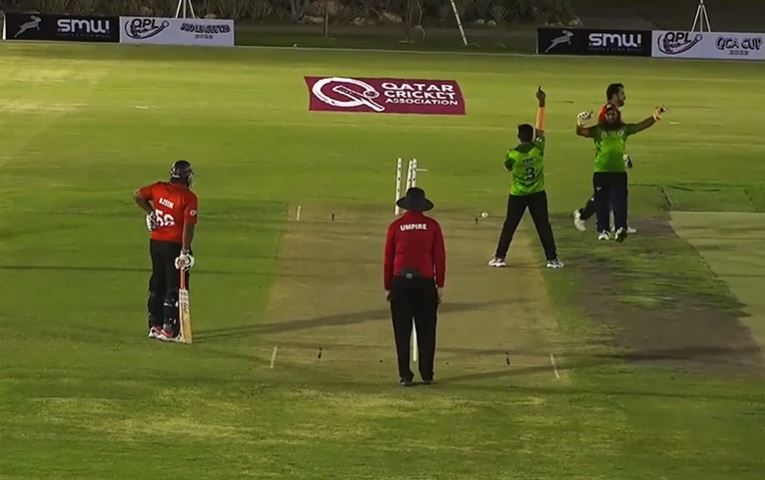 3-fer! Rone Mojumder bundles out Qalandars