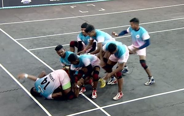 Rahul Ghandge 12 points wreaks havoc on Nashik