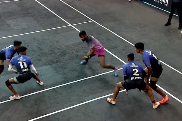 14 Raid points! Rahul Savar chastens Raigad