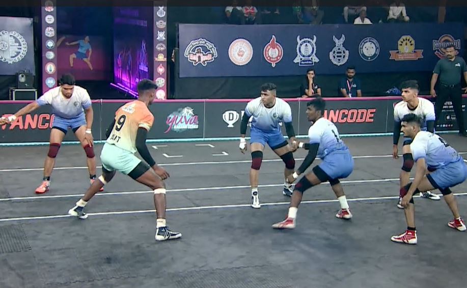 15 Points! Ajit Chavan overpowers Thane