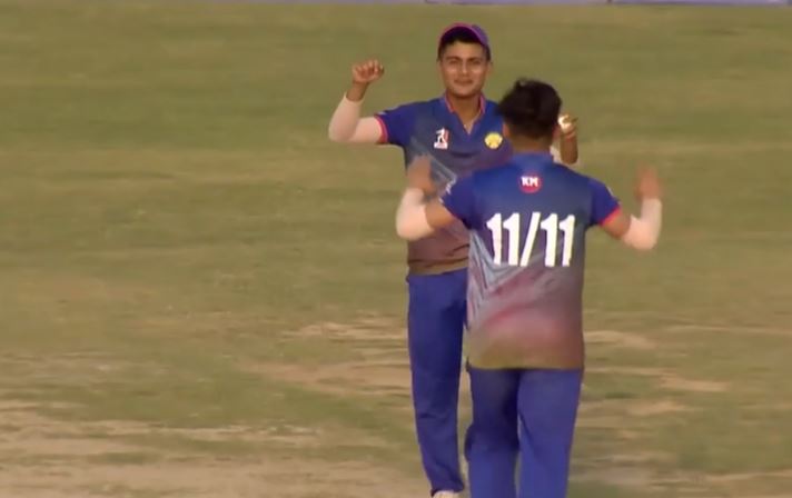 3 for 14! Rajesh Chhetri floors Kulikawn batters