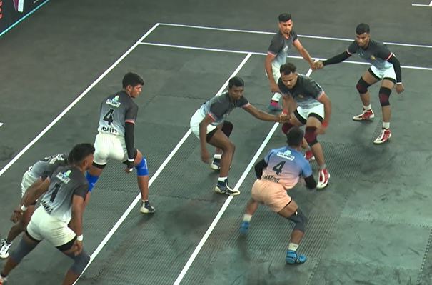 Shardul Patil's fire works with 11 Raid points