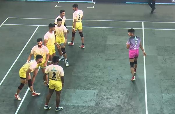 Mighty Palghar edge past Sangli 31-28