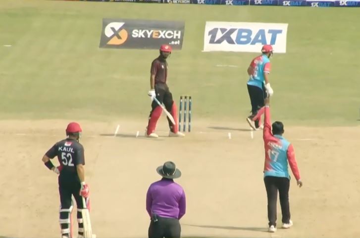 Mohammed Aslam's 5-fer lays foundation for Kuwait