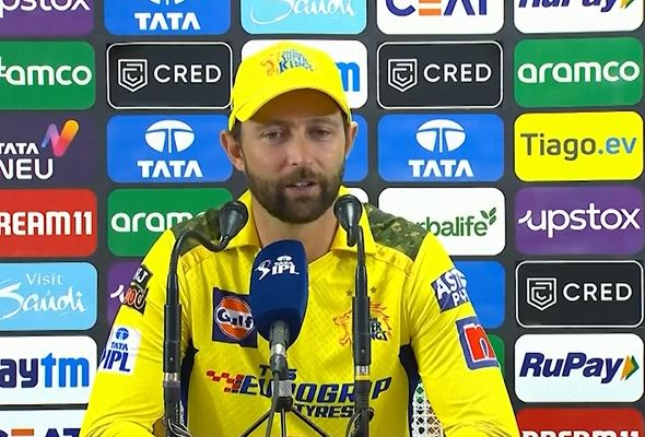 Conway praises Dhoni as CSK beat RCB by 8 runs