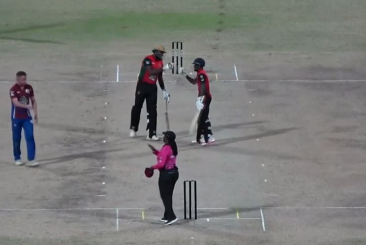 Batters guide Pic Liberta Blackhawks to 5-wicket triumph