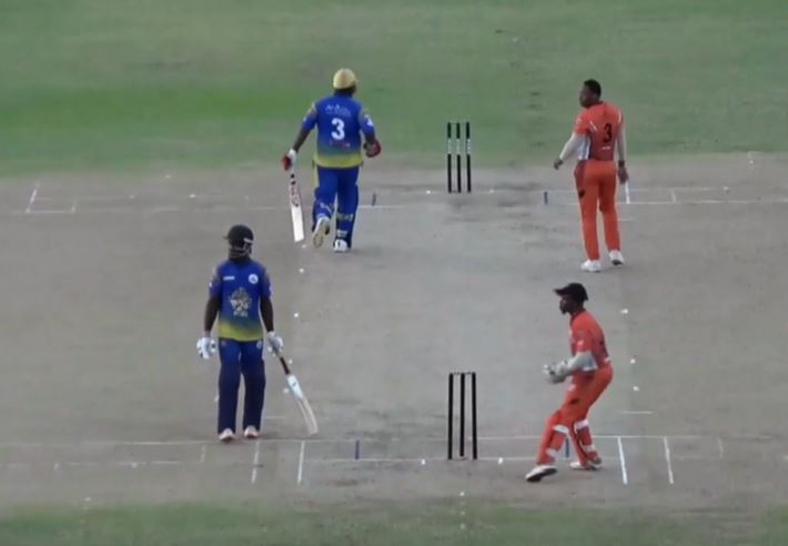 Bowlers, Andrew muscle Pigotts Crushers to 42-run win
