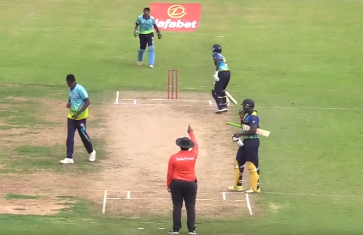 Challengers show nerves of steel to beat Telugu Royals by 22 runs