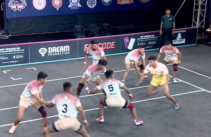 Samnhaji Wabale stings Sangli