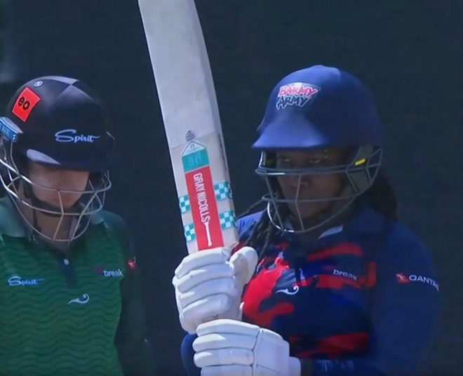 75 off 38! Dottin guides Barmy Army to 147