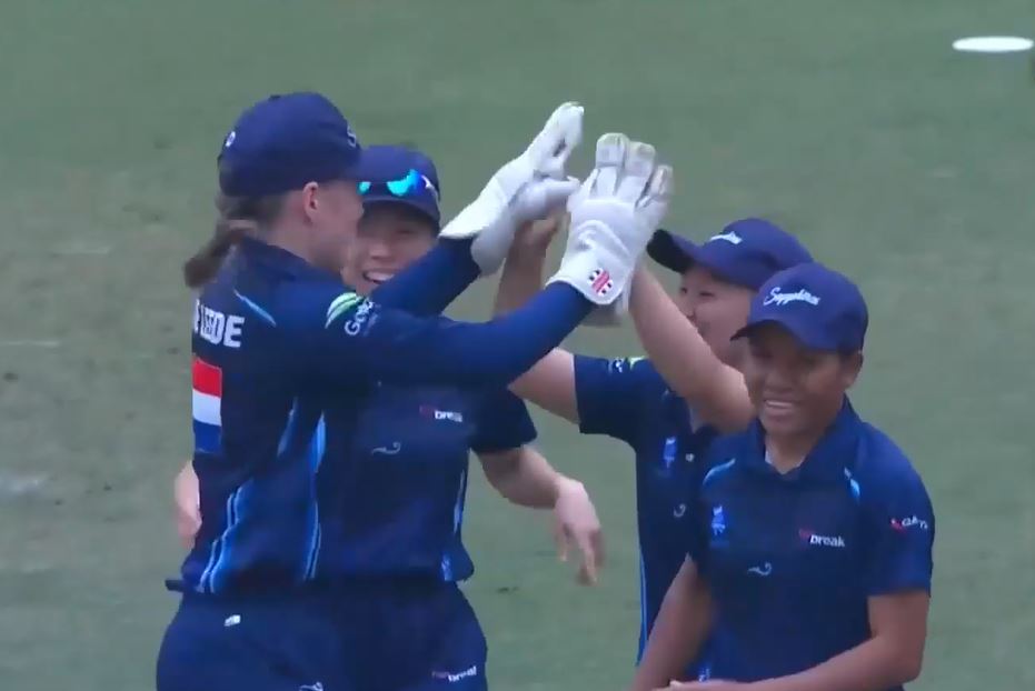 South Coast Sapphires cruise past Tornadoes by 36 runs