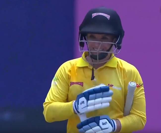 Warriors reign over Spirit to win by 4 wickets
