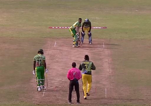 25 Runs! Cottoy, Fletcher pummel Greaves