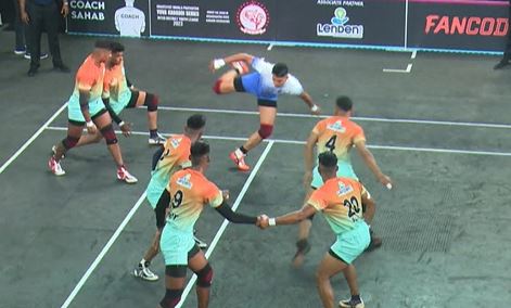 Mangesh stuns Nanded with his cheeky raids