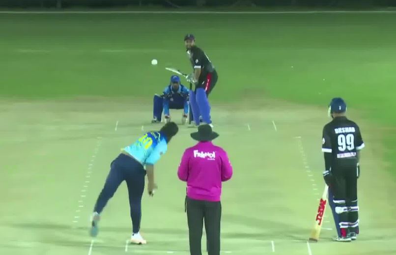 3 for 5! Yamini Akram handicaps TGS