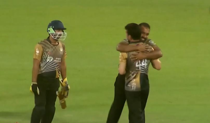 3-fer! Noor Saeed derails Valley Boys